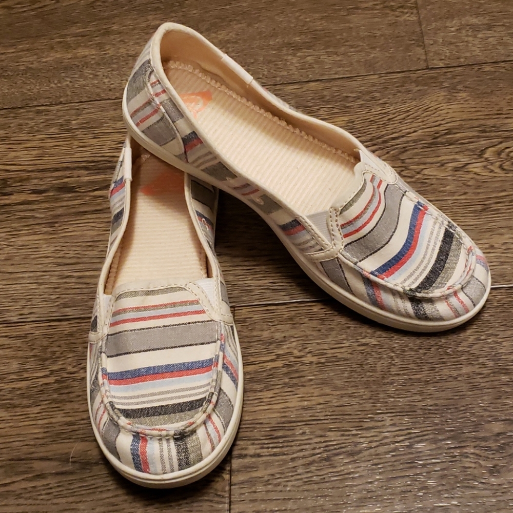 Roxy shoes